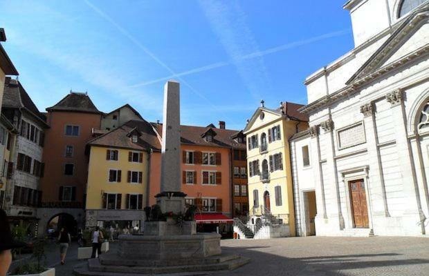 Appartement Le Cocon De Notre Dame à Annecy Extérieur photo